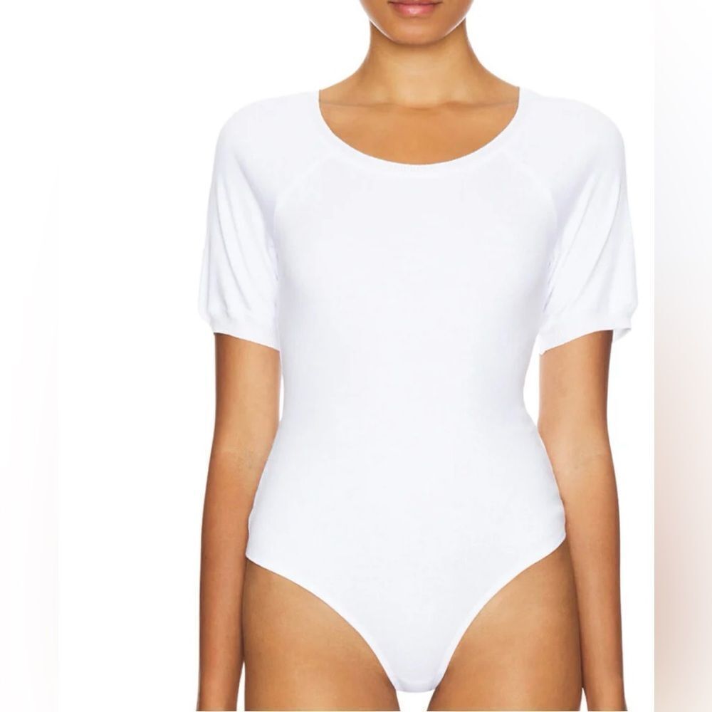 NWT Lazy Daisy Free People White Fitted Short Sleeve Bodysuit